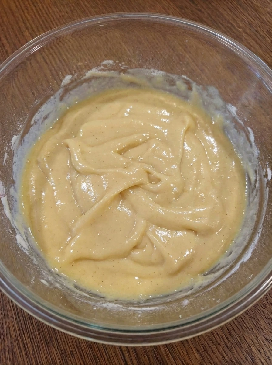 Thick glossy custard for banana pudding
