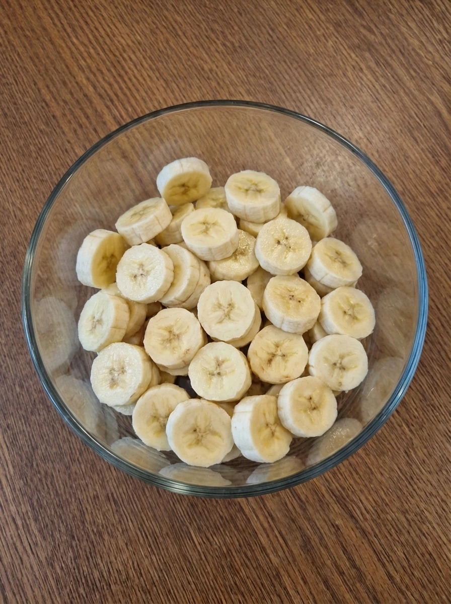 Fresh sliced bananas for Classic Banana Pudding