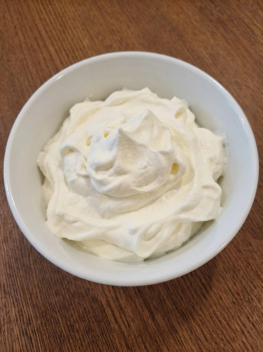 Soft whipped cream for strawberry shortcake